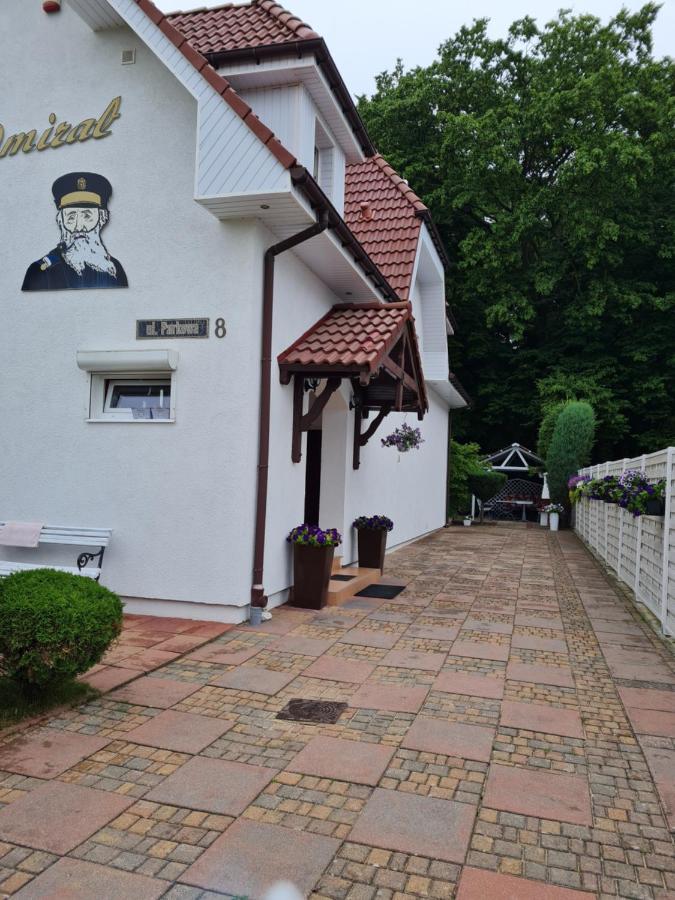 Willa Admiral Trzęsacz Exteriör bild
